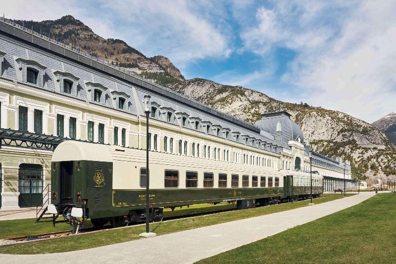 Canfranc Estacion Royal Hideaway Hotel Buitenkant foto