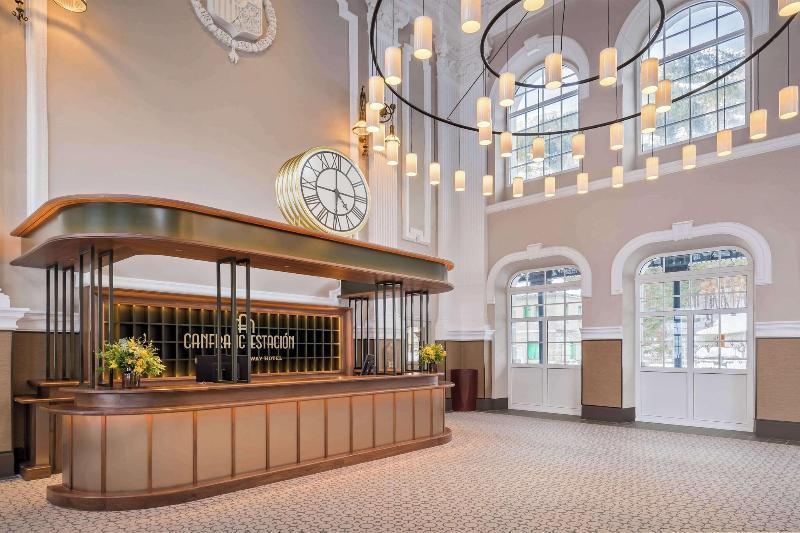 Canfranc Estacion Royal Hideaway Hotel Buitenkant foto